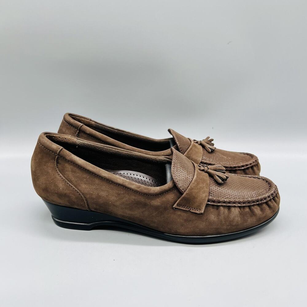 SAS Shoes Womens 9.5 Brown Suede Tripad Comfort Taylor Wedge Tassel Loafers